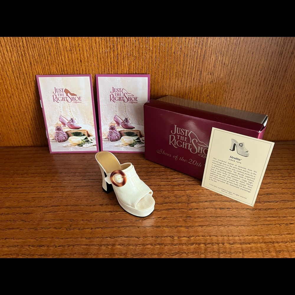 “Struttin” Platform Sandal Figurine